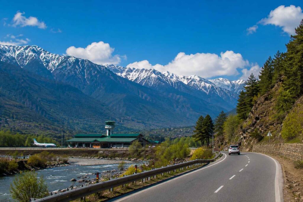 Bhuntar Airport Kullu Manali road route