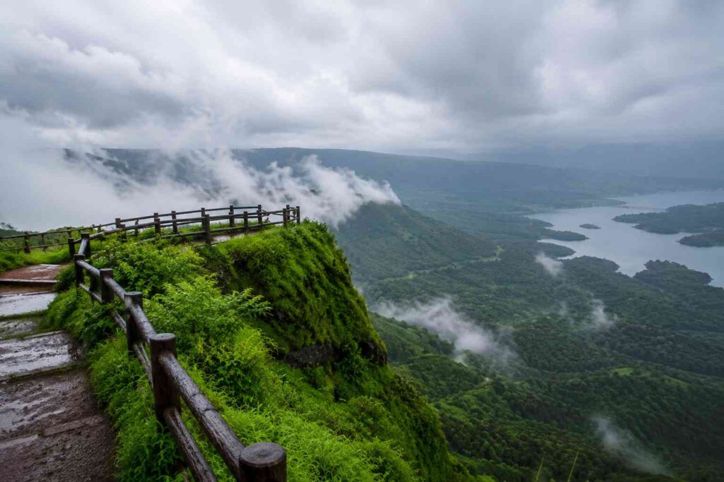 Mahabaleshwar Wilson Point monsoon July Maharashtra monsoon trip in India
