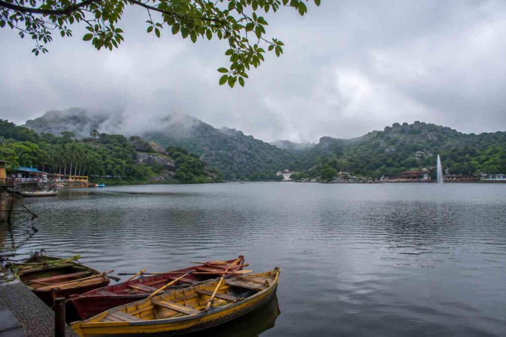 Mount Abu Nakki Lake July monsoon Rajasthan best place to travel in July India