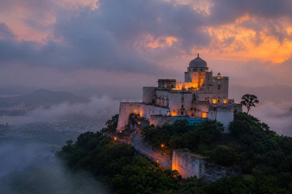 Lake Pichola Udaipur stop Jaipur to Ahmedabad drive