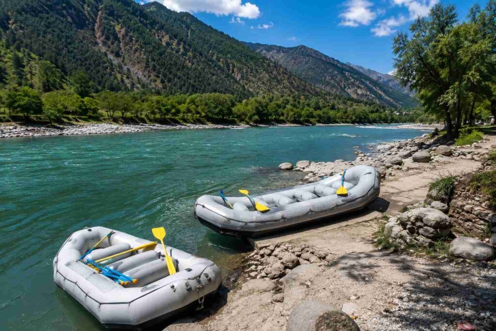 Pirdi rafting starting point Kullu NH-21